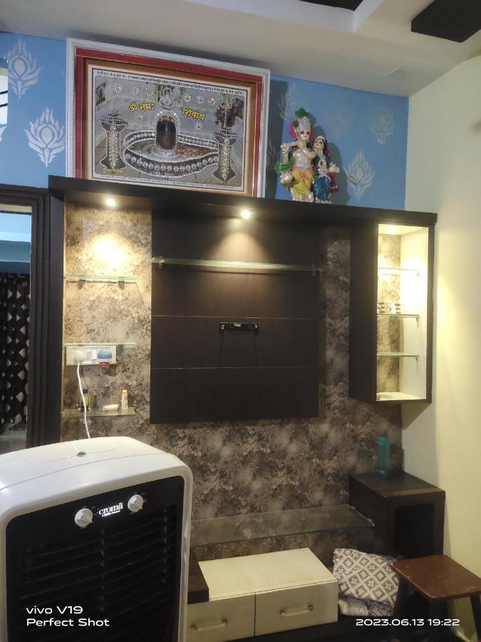 Yashu Guest House Ujjain Exterior foto